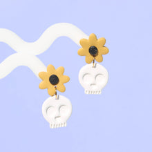 Load image into Gallery viewer, Flower Skulls