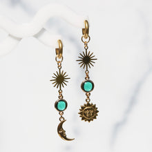 Load image into Gallery viewer, Aurora in Emerald · The Celestial Collection