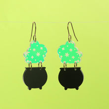 Load image into Gallery viewer, Cauldrons in Black + Iridescent