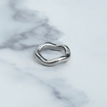 Load image into Gallery viewer, Wavy Baby Ring in Silver
