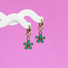 Load image into Gallery viewer, Enamel Flower Charms