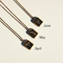 Load image into Gallery viewer, Birth Flower Necklace