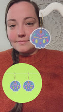 Load and play video in Gallery viewer, Dead Ringer in Periwinkle