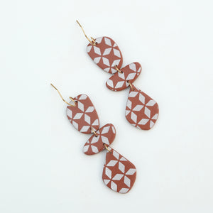 Taj in Rust · India Collection